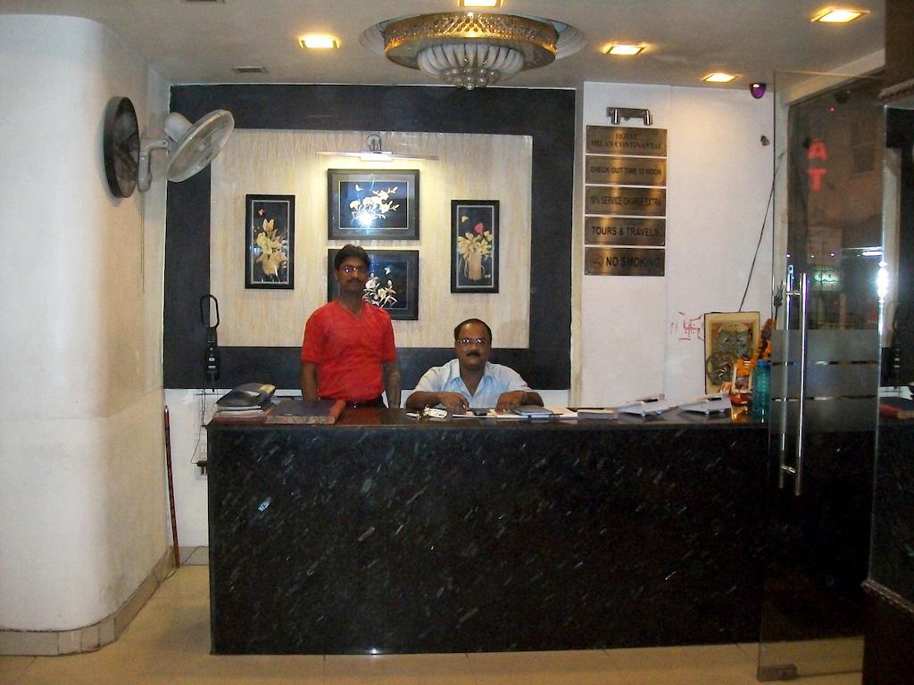 Hotel Milan Continental Delhi  Exterior photo
